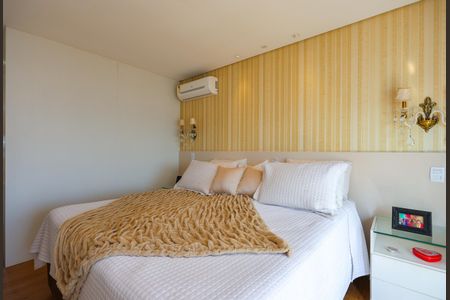 Apartamento à venda com 282m², 4 quartos e 4 vagasSuíte 1