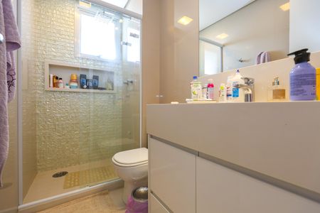 Apartamento à venda com 282m², 4 quartos e 4 vagasBanheiro da Suíte 2