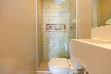 Apartamento à venda com 282m², 4 quartos e 4 vagasBanheiro Social