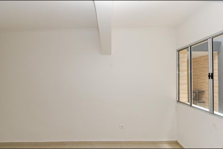 Casa para alugar com 42m², 2 quartos e sem vaga Casa para alugar com 42m², 2 quartos e sem vagaSala