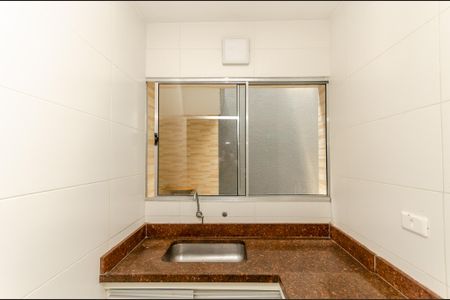 Casa para alugar com 42m², 2 quartos e sem vaga Casa para alugar com 42m², 2 quartos e sem vagaCozinha