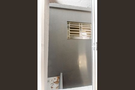 Casa para alugar com 42m², 2 quartos e sem vaga Casa para alugar com 42m², 2 quartos e sem vagaSuíte - Janela