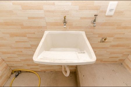 Casa para alugar com 42m², 2 quartos e sem vaga Casa para alugar com 42m², 2 quartos e sem vagaÁrea de Serviço