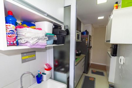 Apartamento à venda com 61m², 3 quartos e 1 vaga Apartamento à venda com 61m², 3 quartos e 1 vagaÁrea de Serviço