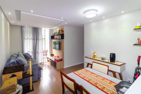 Sala de apartamento à venda com 3 quartos, 61m² em Jardim Guairaca, São Paulo