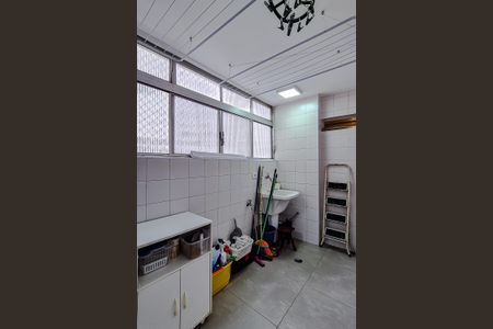 Apartamento para alugar com 95m², 3 quartos e 1 vagaÁrea de Serviço