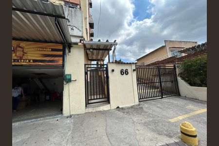 Apartamento para alugar com 75m², 2 quartos e 1 vagaPortaria