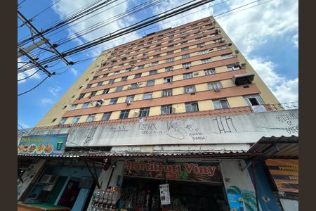 Apartamento para alugar com 75m², 2 quartos e 1 vagaFachada