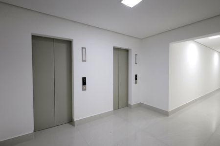 Apartamento para alugar com 56m², 2 quartos e 2 vagas Apartamento para alugar com 56m², 2 quartos e 2 vagasElevador