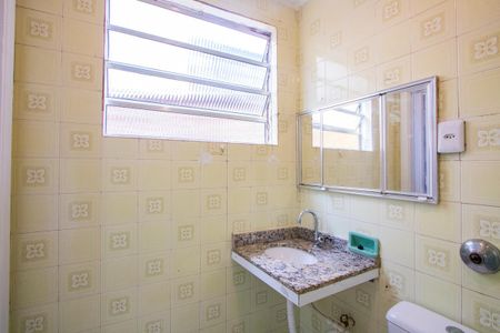 Banheiro de casa para alugar com 1 quarto, 62m² em Paraíso, Santo André