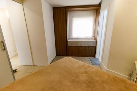 Suíte de apartamento para alugar com 1 quarto, 58m² em Jardim Ampliacao, São Paulo