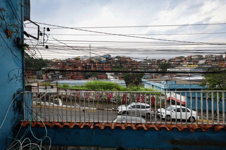 Vista do Quarto  de casa para alugar com 1 quarto, 50m² em Jardim Oliveiras, Taboão da Serra