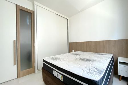 Studio para alugar com 31m², 1 quarto e 1 vaga Studio para alugar com 31m², 1 quarto e 1 vagaQuarto