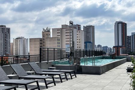 Studio para alugar com 32m², 1 quarto e 1 vagaPiscina