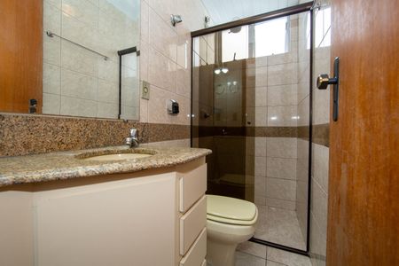 Apartamento à venda com 65m², 3 quartos e sem vagaBANHEIRO2