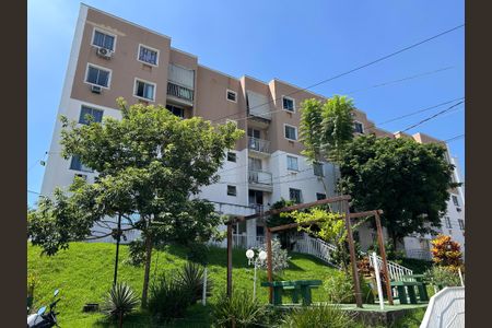 Apartamento para alugar com 45m², 2 quartos e 1 vagaFachada + plaquinha