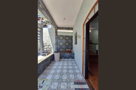 varanda sala de casa para alugar com 1 quarto, 55m² em itaipu, Niterói