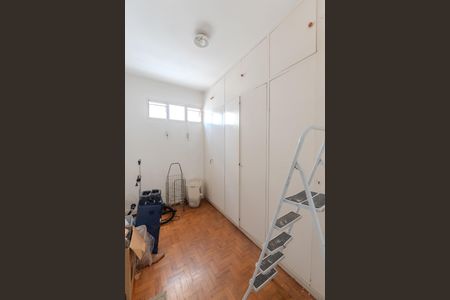 Apartamento à venda com 280m², 4 quartos e 2 vagasQuarto de Serviço