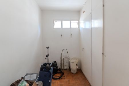 Apartamento à venda com 280m², 4 quartos e 2 vagasQuarto de Serviço