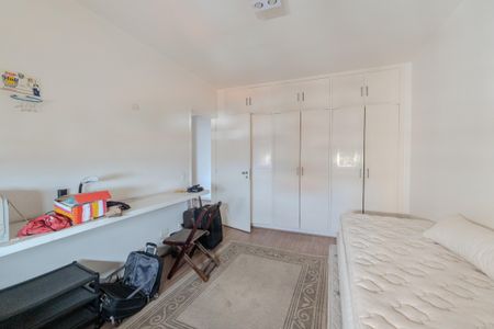 Apartamento à venda com 280m², 4 quartos e 2 vagasQuarto 1