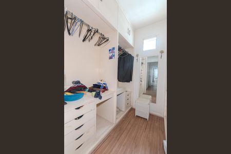 Apartamento à venda com 280m², 4 quartos e 2 vagasCloset da suíte 1