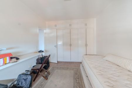 Apartamento à venda com 280m², 4 quartos e 2 vagasQuarto 1