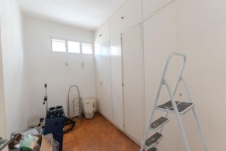 Apartamento à venda com 280m², 4 quartos e 2 vagasQuarto de Serviço