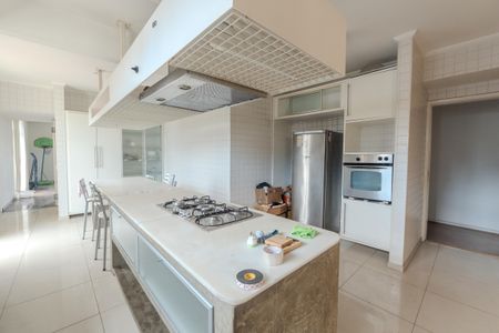Apartamento à venda com 280m², 4 quartos e 2 vagasCozinha