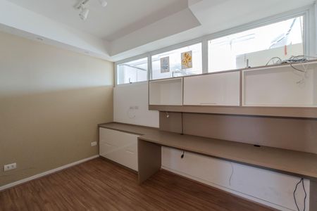 Apartamento à venda com 280m², 5 quartos e 2 vagas Apartamento à venda com 280m², 5 quartos e 2 vagasQuarto 3