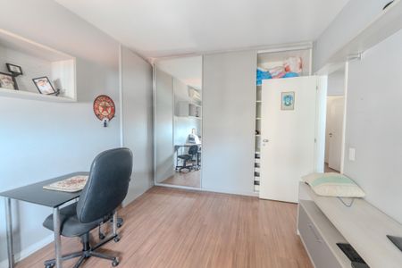 Apartamento à venda com 280m², 4 quartos e 2 vagasQuarto 2