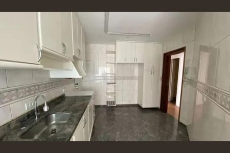 Apartamento à venda com 138m², 4 quartos e 2 vagasFoto 04