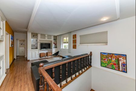 Casa à venda com 414m², 4 quartos e 5 vagas Casa à venda com 414m², 4 quartos e 5 vagasSala 4