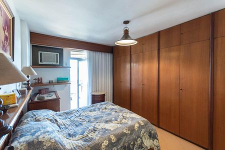 Apartamento à venda com 166m², 4 quartos e 3 vagasSuíte