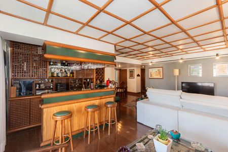 Apartamento à venda com 166m², 4 quartos e 3 vagasSala