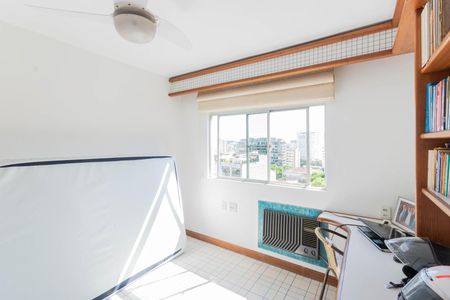 Apartamento à venda com 166m², 4 quartos e 3 vagasQuarto 1