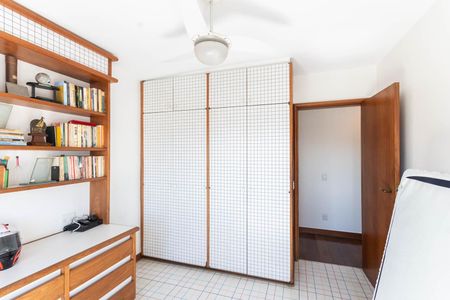 Apartamento à venda com 166m², 4 quartos e 3 vagasQuarto 1
