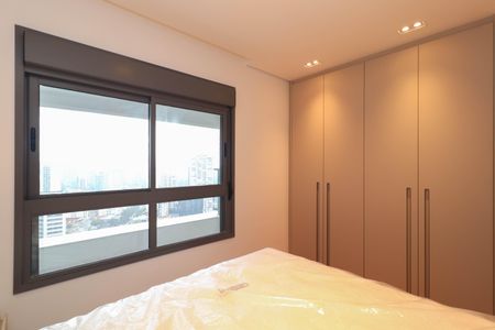 Apartamento para alugar com 72m², 1 quarto e 1 vagaSuíte 