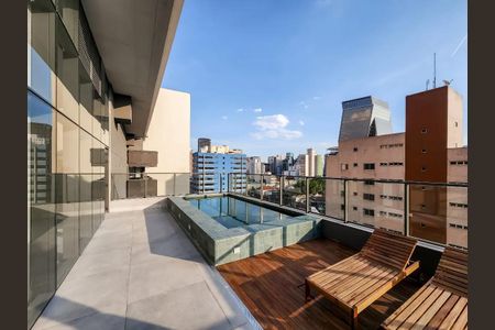 Apartamento para alugar com 72m², 1 quarto e 1 vagaPiscina