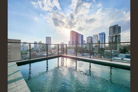 Apartamento para alugar com 72m², 1 quarto e 1 vagaPiscina