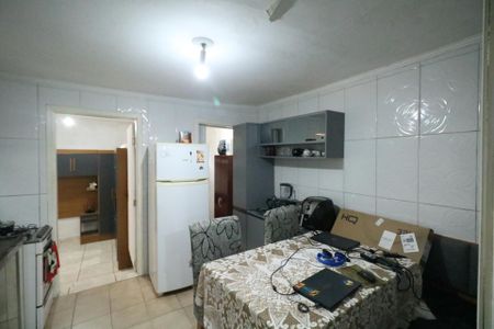 Cozinha de casa à venda com 2 quartos, 1038m² em Pedreira, Diadema