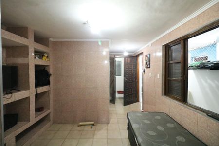 Sala de casa à venda com 2 quartos, 1038m² em Pedreira, Diadema