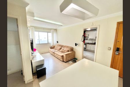 Apartamento para alugar com 65m², 2 quartos e 1 vagaSala