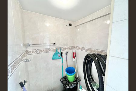 Apartamento para alugar com 65m², 2 quartos e 1 vagaBanheiro de serviço