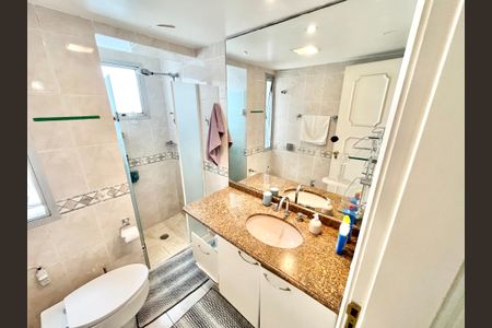 Apartamento para alugar com 65m², 2 quartos e 1 vagaBanheiro