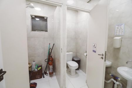 Casa à venda com 224m², 1 quarto e 2 vagasBanheiro 2