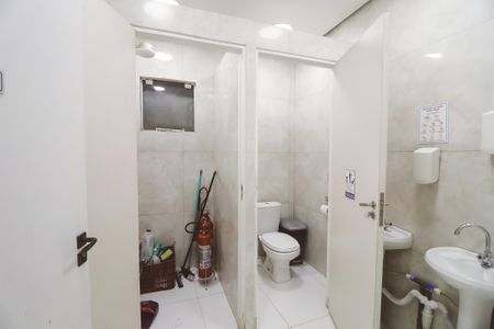 Casa à venda com 224m², 1 quarto e 2 vagasBanheiro 2