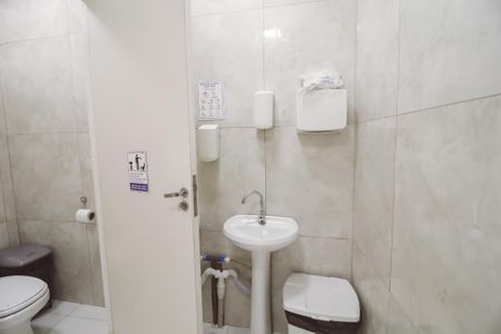 Casa à venda com 224m², 1 quarto e 2 vagasBanheiro 2