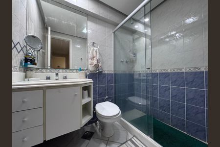 Apartamento à venda com 403m², 3 quartos e 4 vagasSuíte 3 - Banheiro