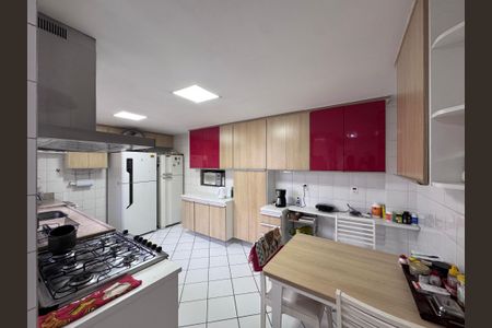 Apartamento à venda com 403m², 3 quartos e 4 vagasCozinha