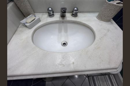 Apartamento à venda com 403m², 3 quartos e 4 vagasSuíte 3 - Banheiro